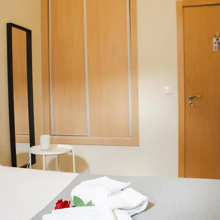 Pbh Hostal *